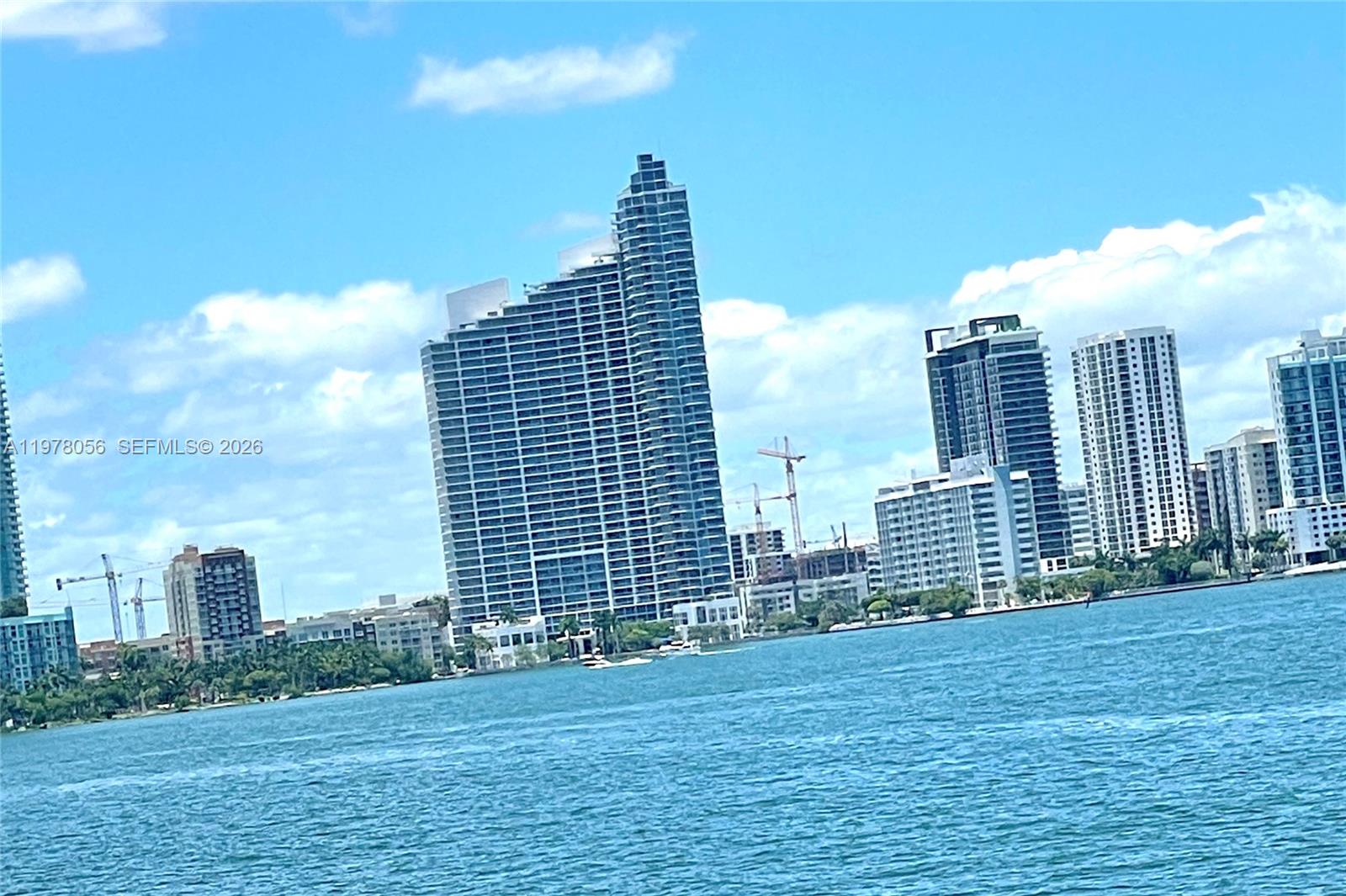 PARAMOUNT BAY CONDO - Residential