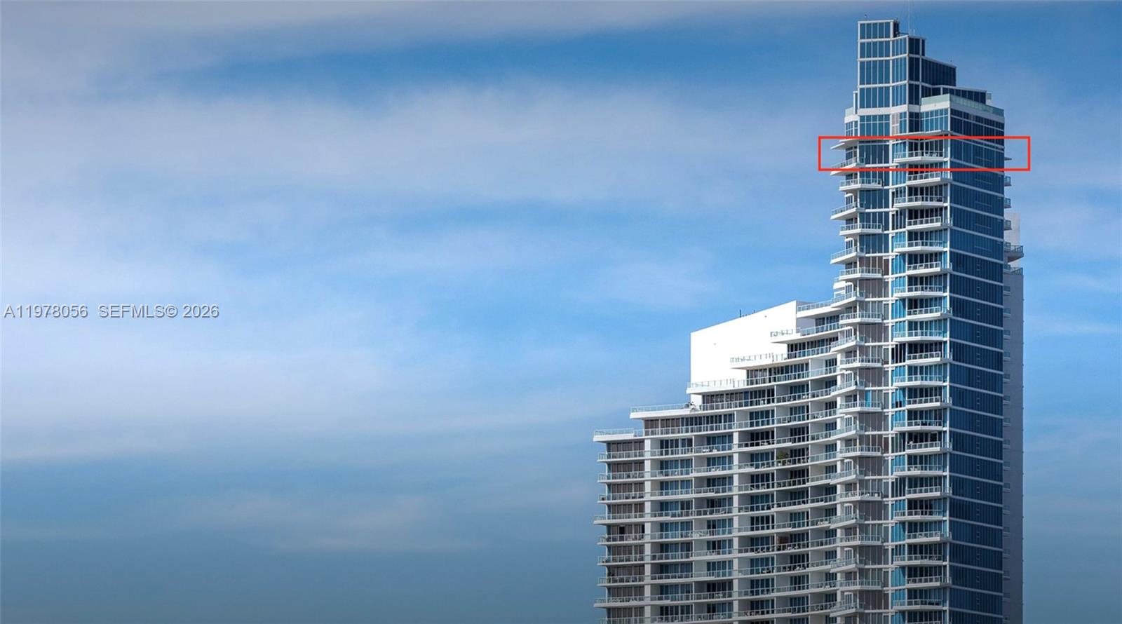 PARAMOUNT BAY CONDO - Residential