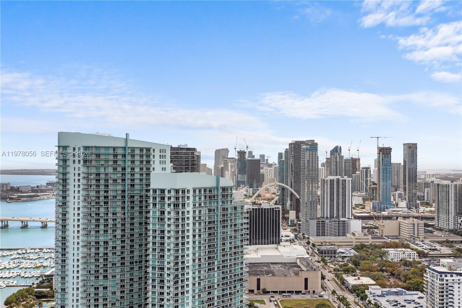 PARAMOUNT BAY CONDO - Residential