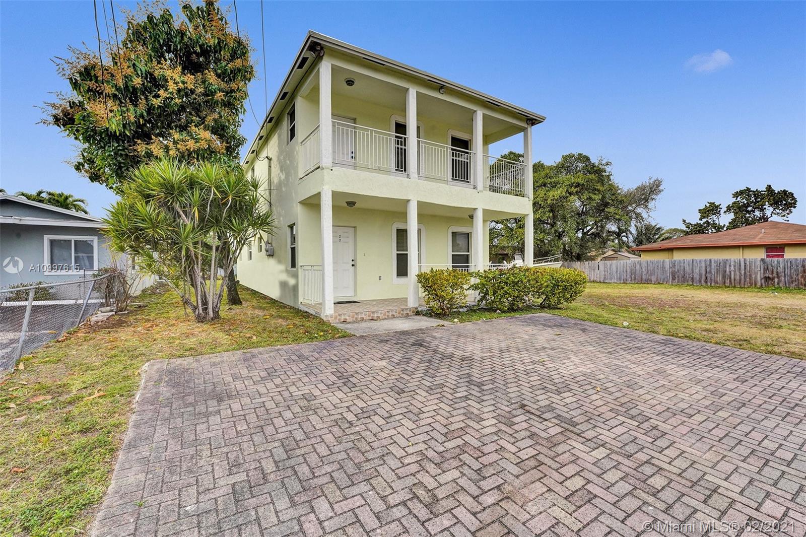 TOWN OF DANIA - Residential