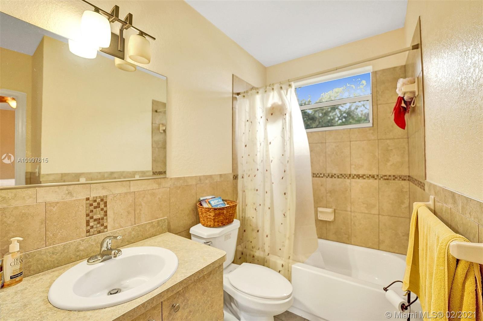 TOWN OF DANIA - Residential