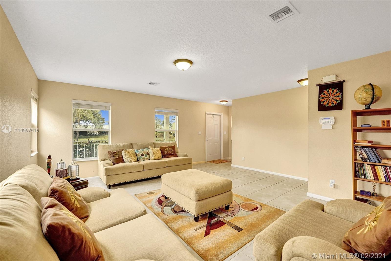 TOWN OF DANIA - Residential