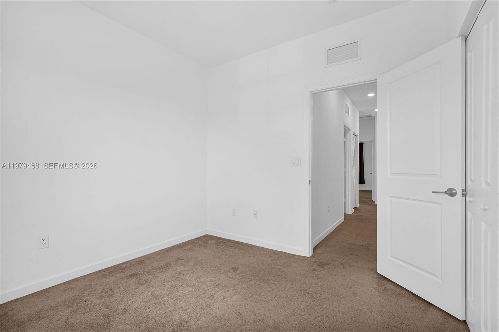 ENCLAVE SOUTH PHASE 2 - Residential