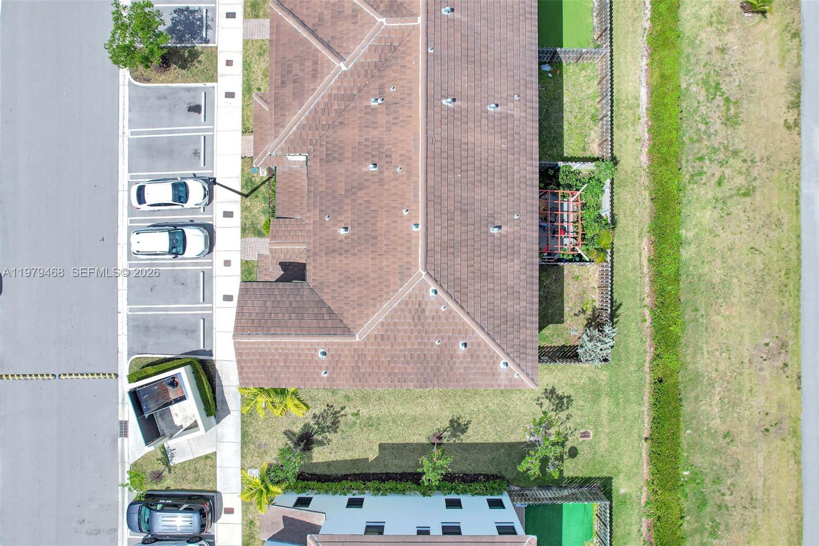 ENCLAVE SOUTH PHASE 2 - Residential