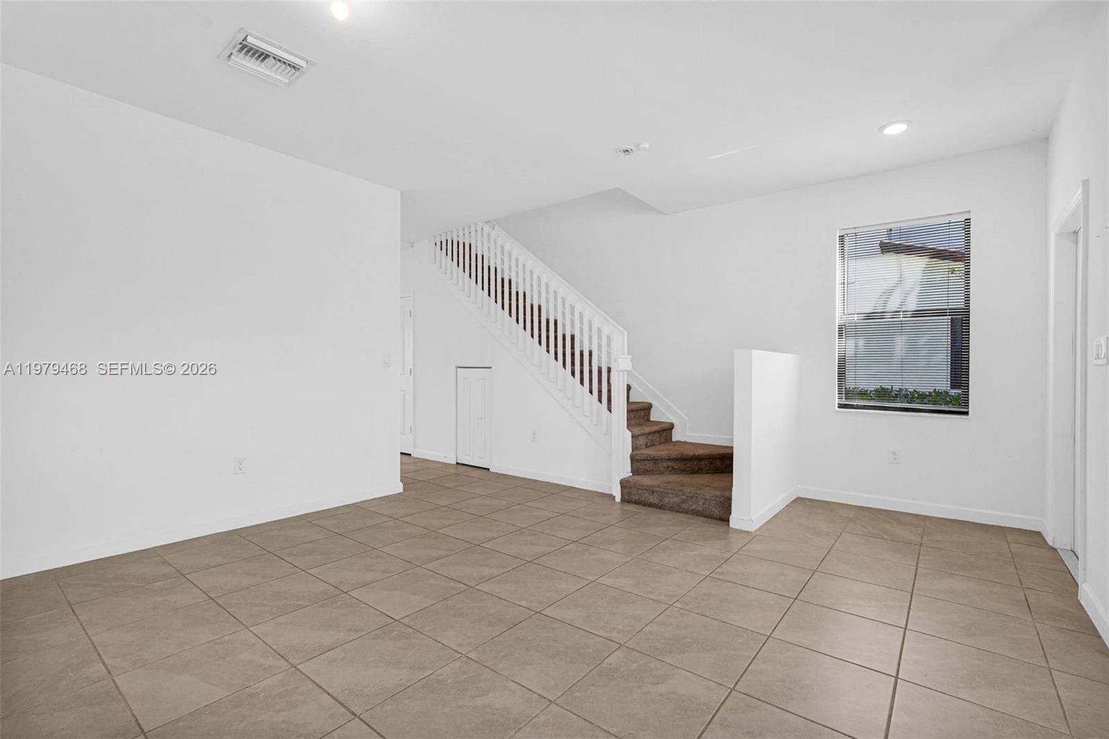 ENCLAVE SOUTH PHASE 2 - Residential