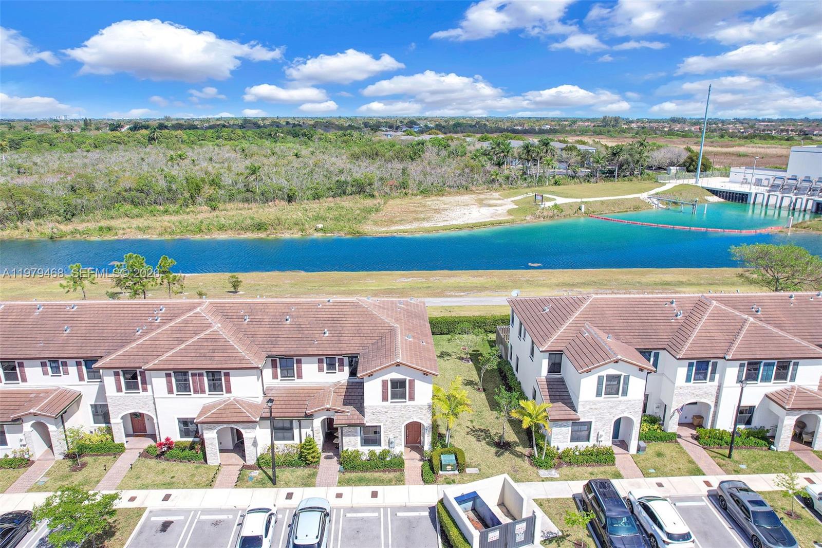 ENCLAVE SOUTH PHASE 2 - Residential