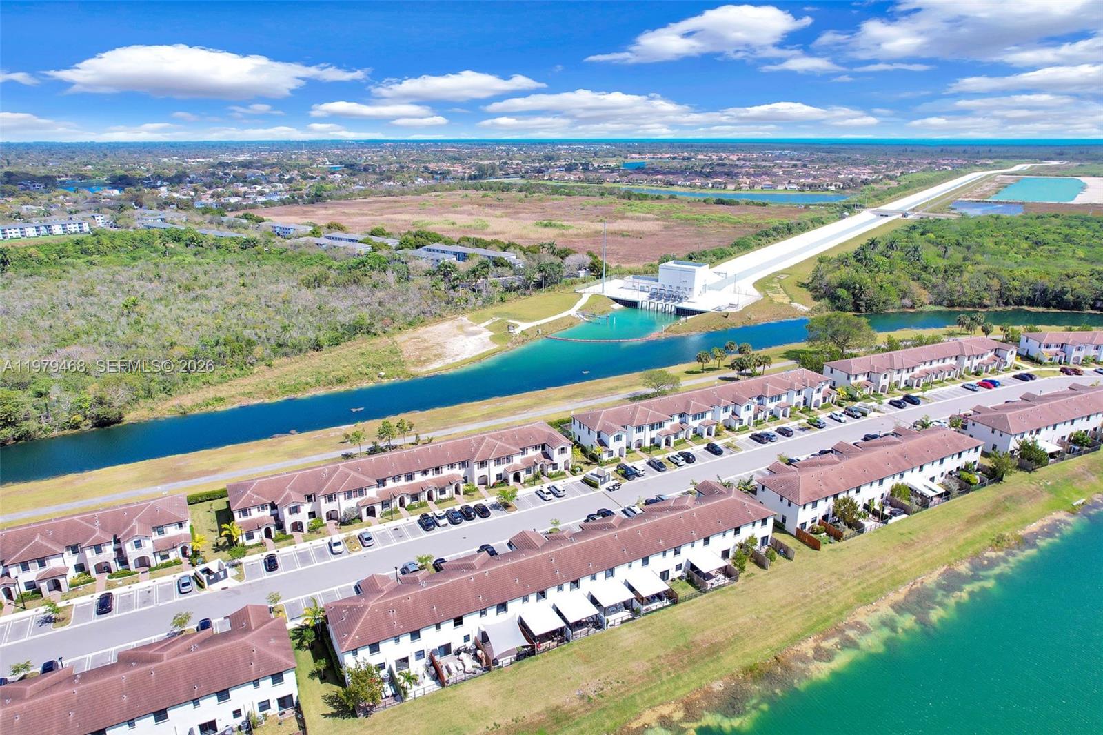 ENCLAVE SOUTH PHASE 2 - Residential