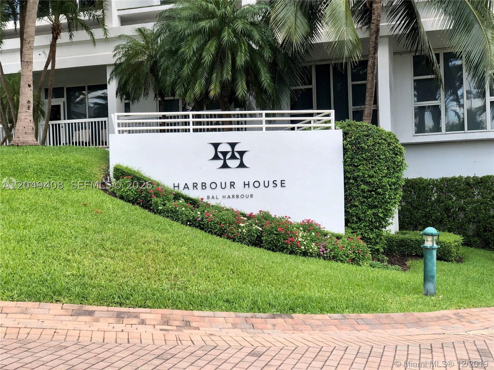 10275 Collins Ave 230