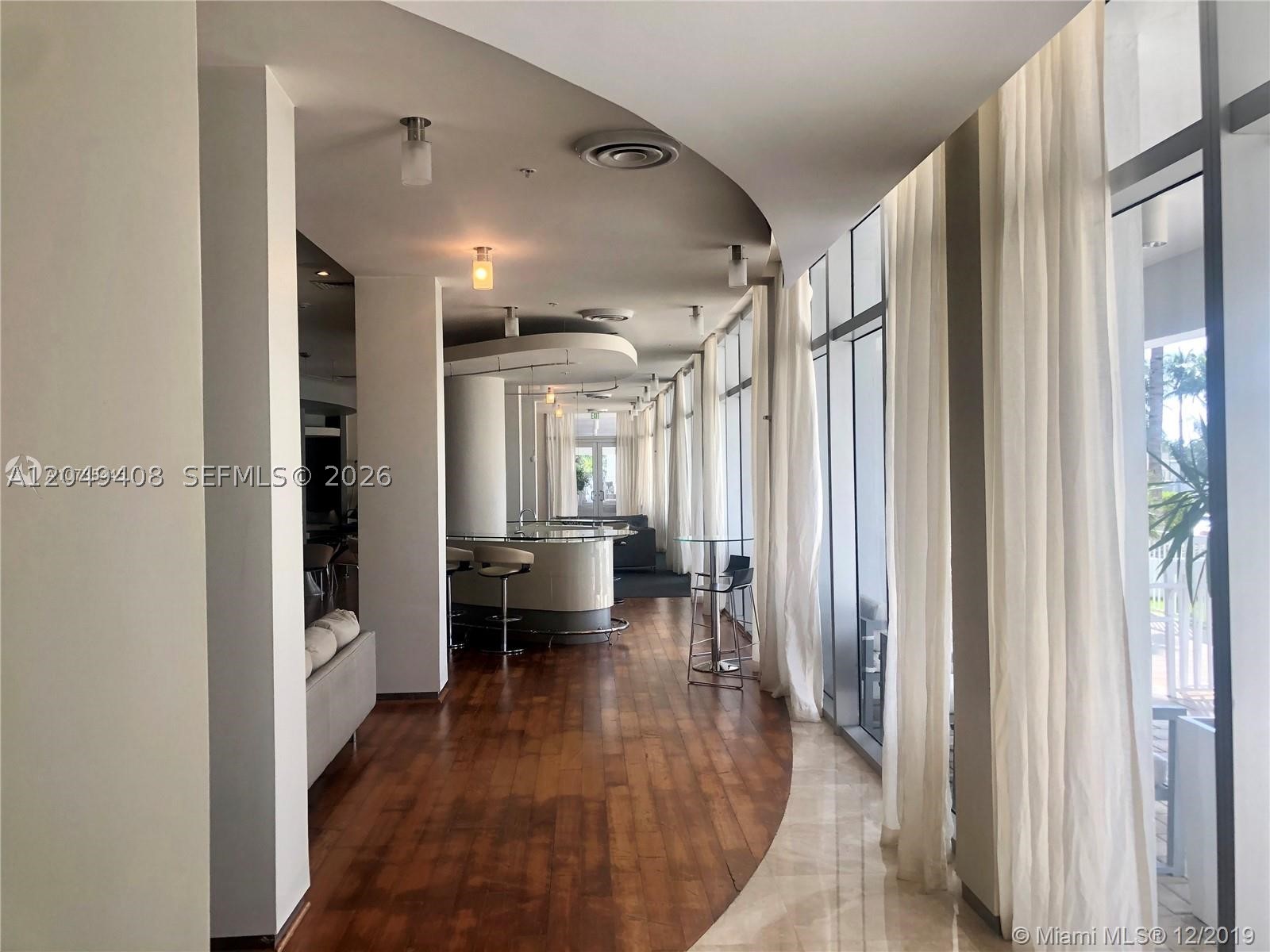 10275 Collins Ave 230