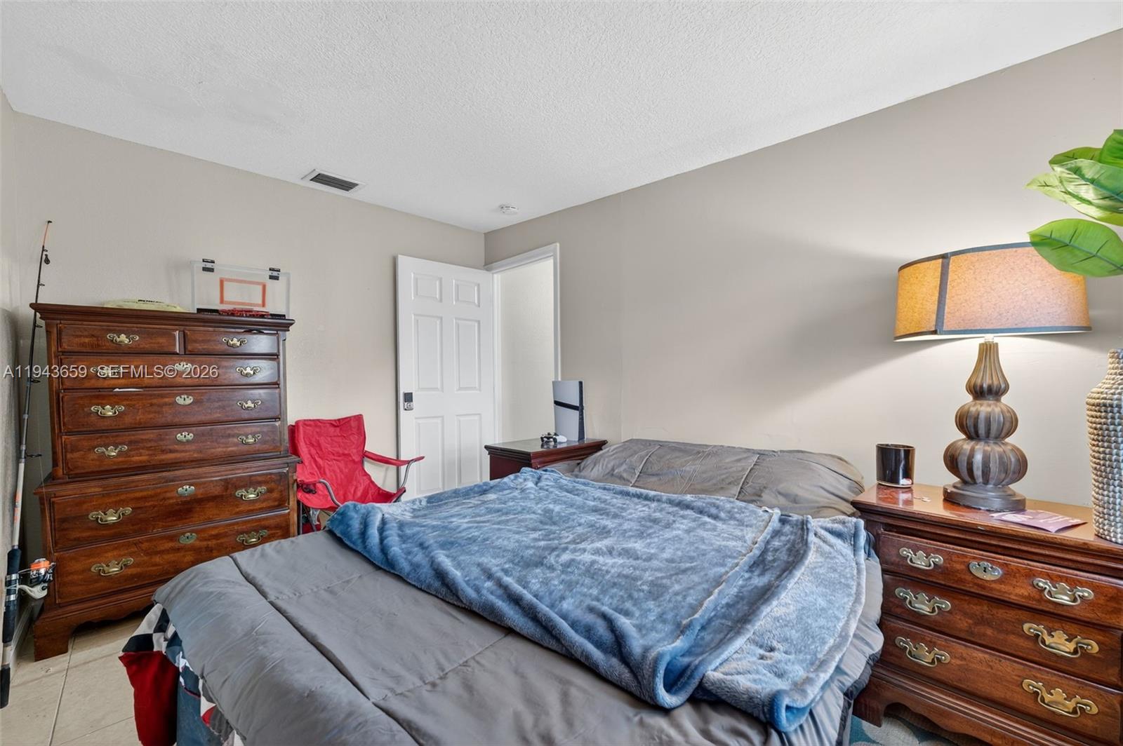 PLAZA ESTATES 3RD SEC - Residential