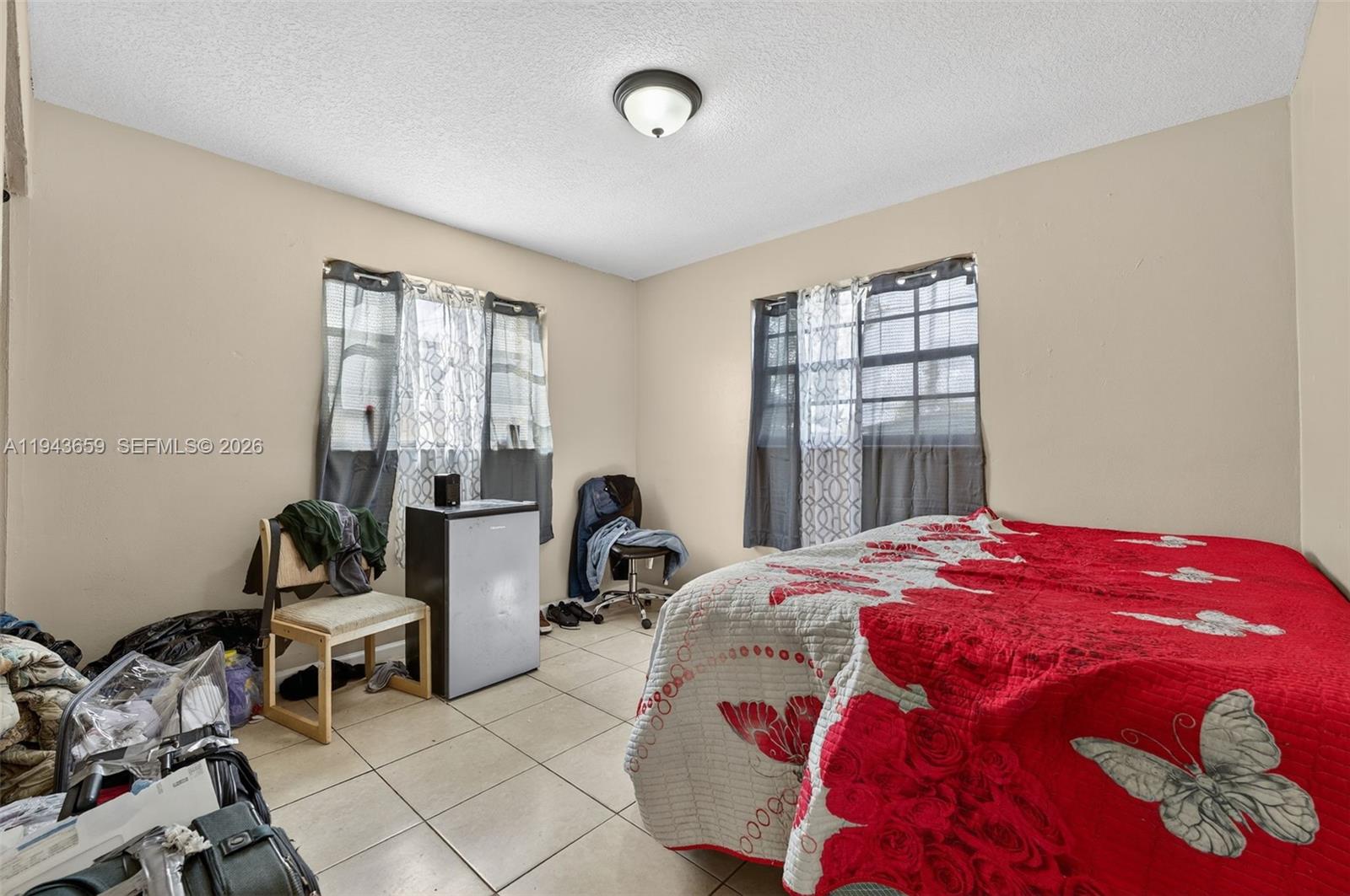 PLAZA ESTATES 3RD SEC - Residential