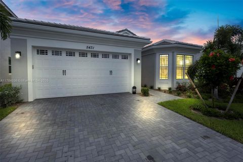5431 Empire Dr Westlake FL 33470