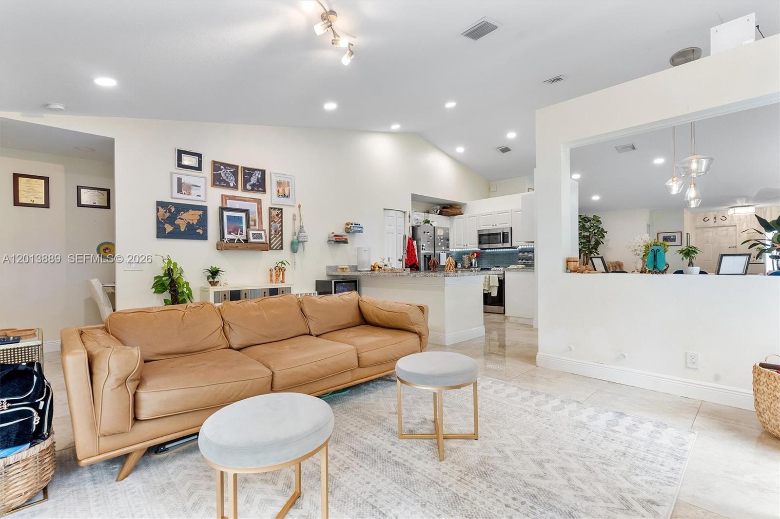 SECTOR 2-PARCELS 21A 25 2 - Residential Lease