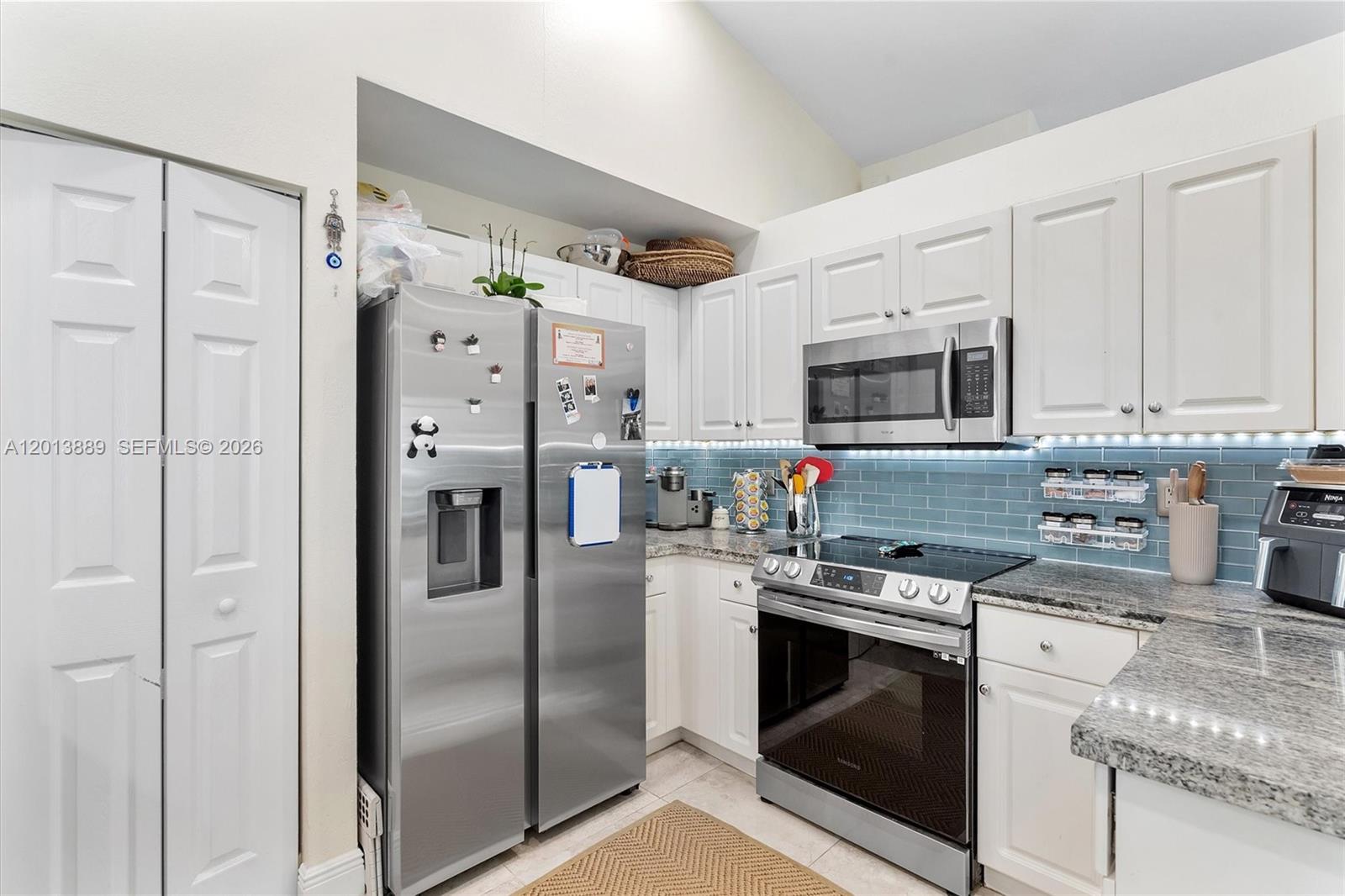 SECTOR 2-PARCELS 21A 25 2 - Residential Lease