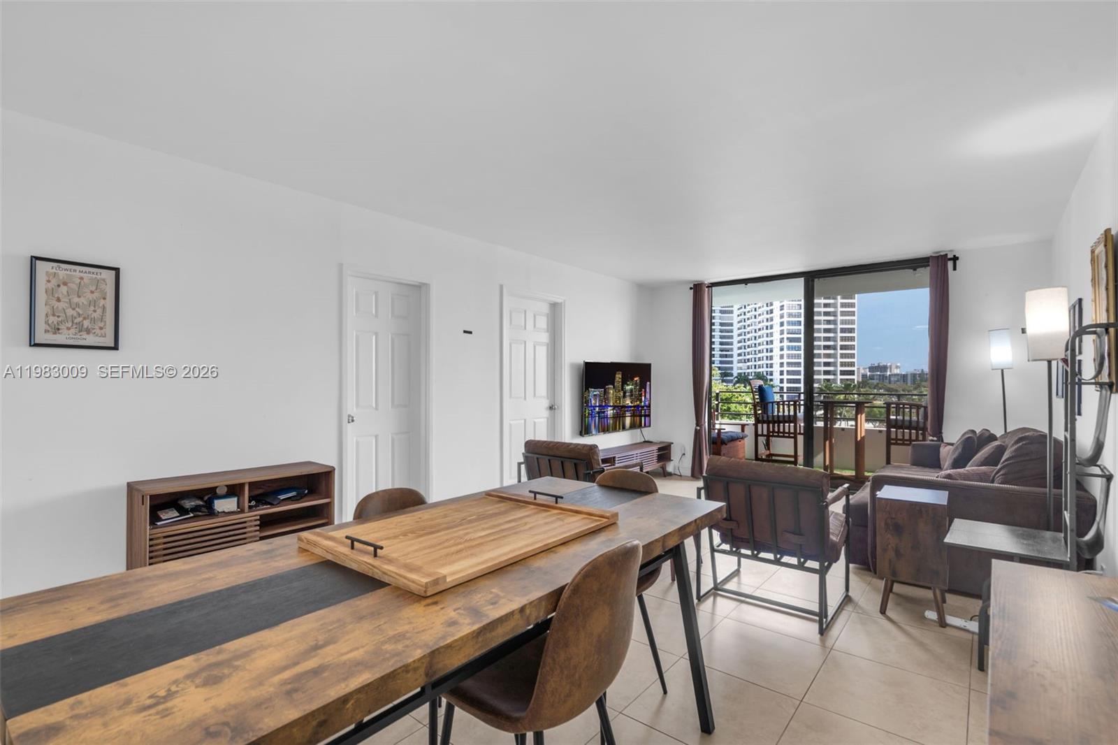 OLYMPUS CONDO PHASE - Residential