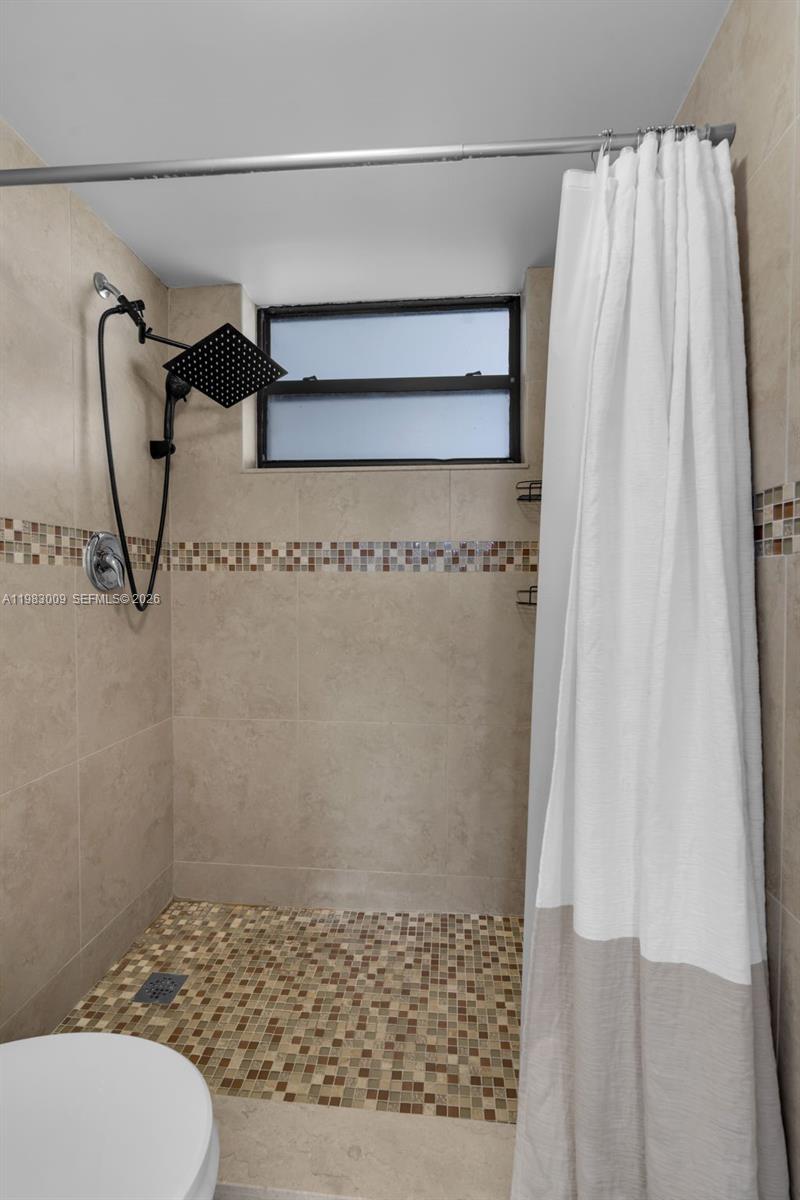 OLYMPUS CONDO PHASE - Residential