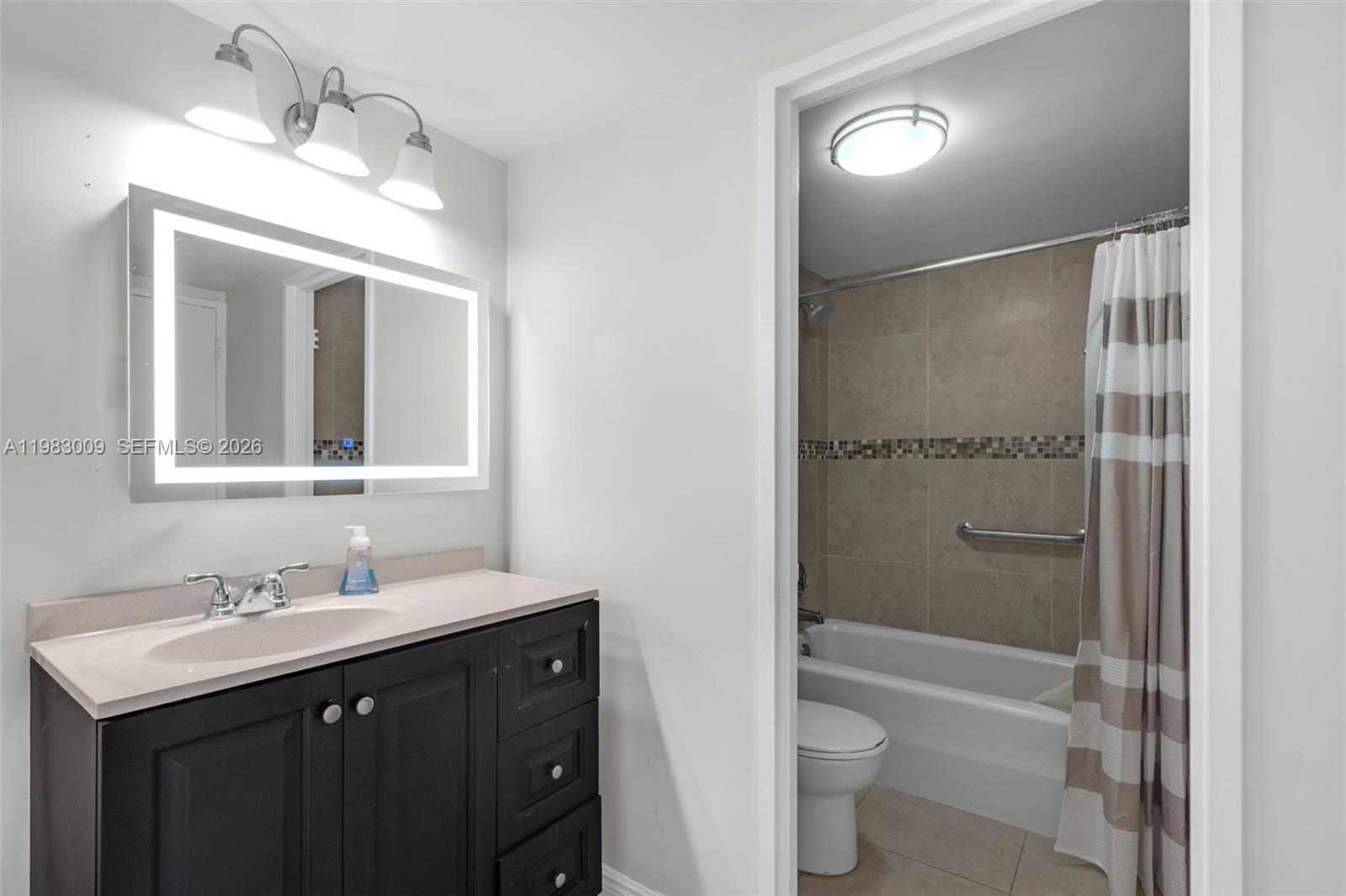 OLYMPUS CONDO PHASE - Residential