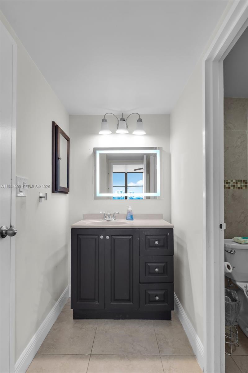 OLYMPUS CONDO PHASE - Residential