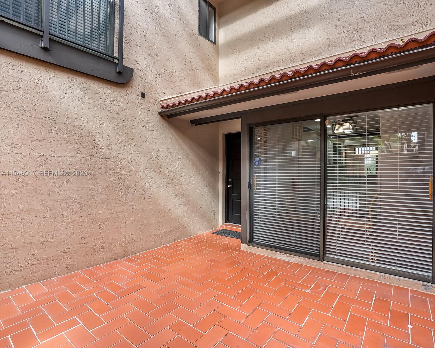 COSTA DEL SOL CONDO H - Residential