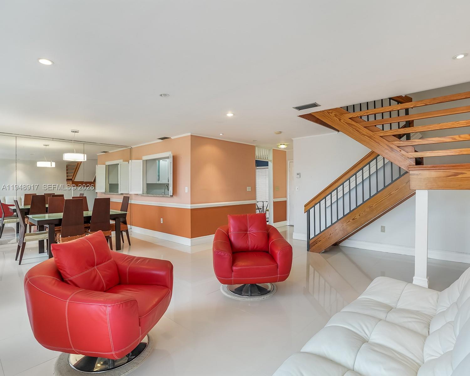 COSTA DEL SOL CONDO H - Residential