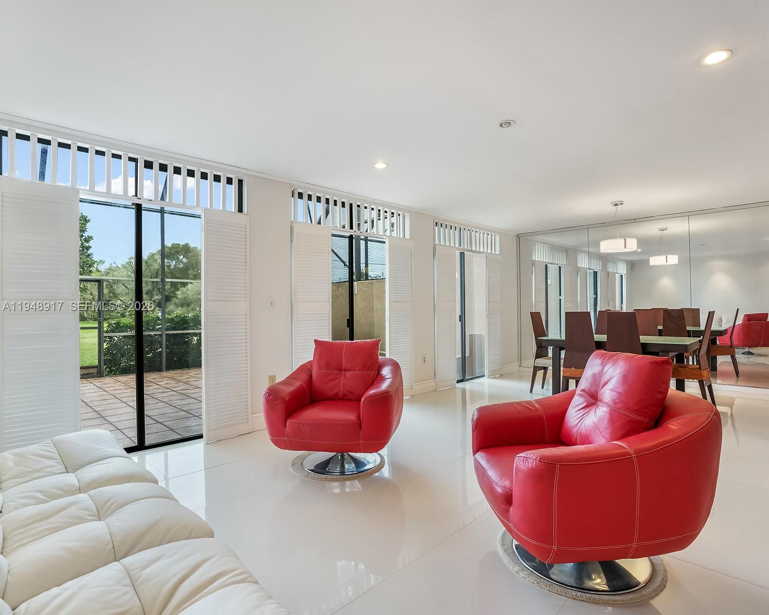 COSTA DEL SOL CONDO H - Residential