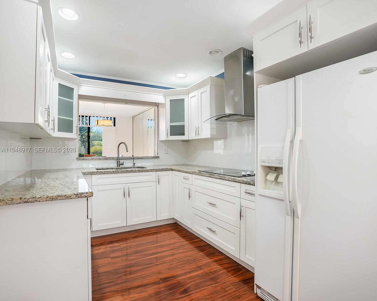 COSTA DEL SOL CONDO H - Residential