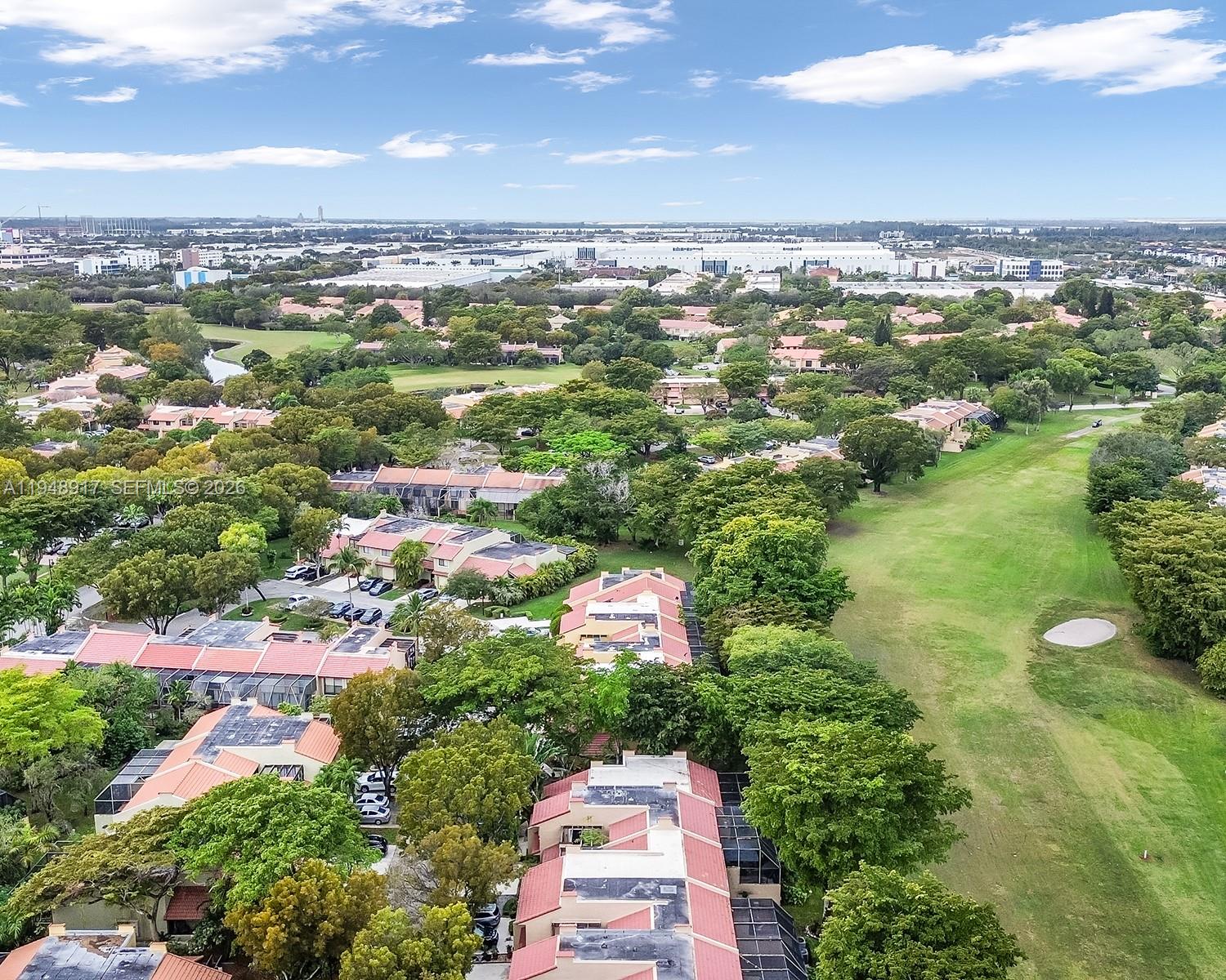 COSTA DEL SOL CONDO H - Residential