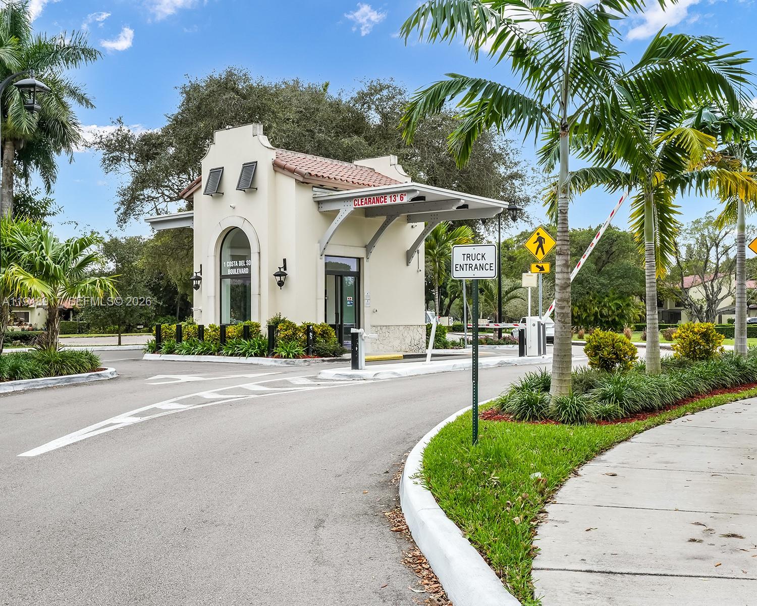 COSTA DEL SOL CONDO H - Residential