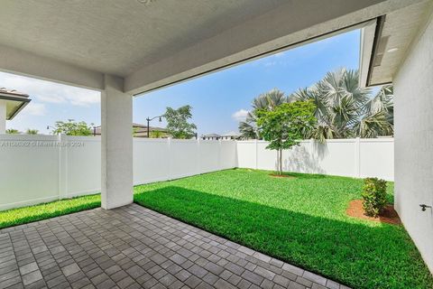 Single Family Residence in Miramar FL 4176 175th Ter Ter 56.jpg