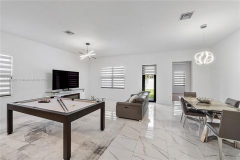 Single Family Residence in Miramar FL 4176 175th Ter Ter 10.jpg