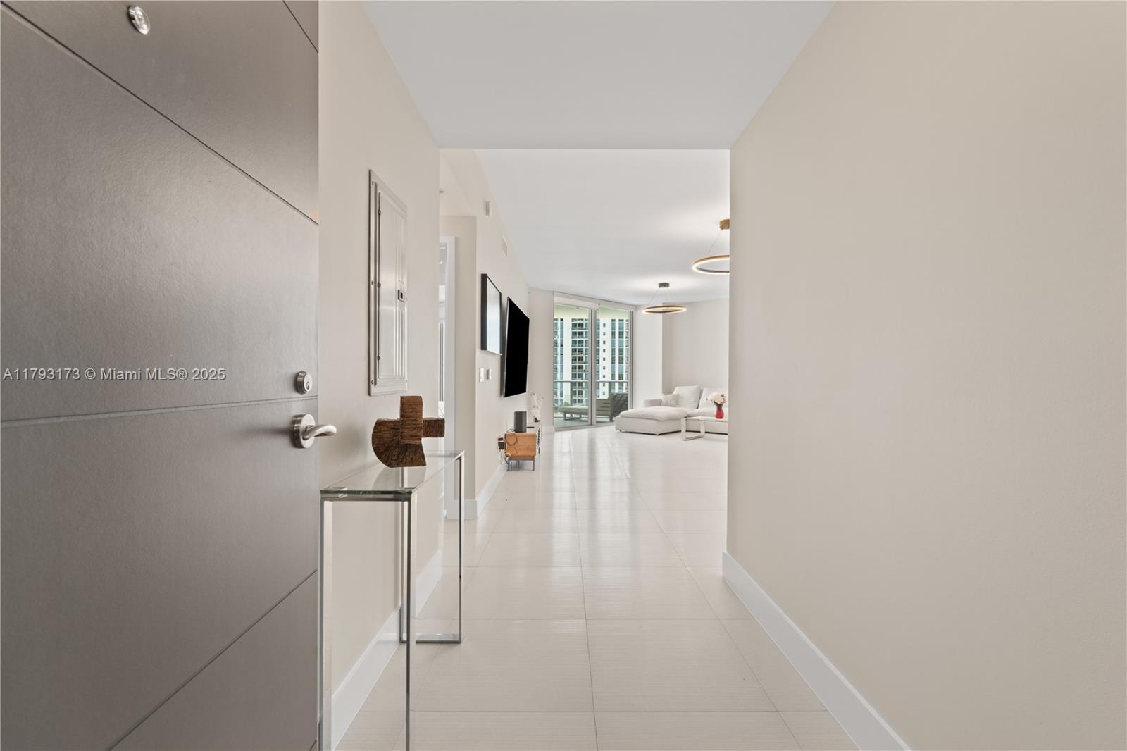 MARINA PALMS RESIDENCES N - Residential