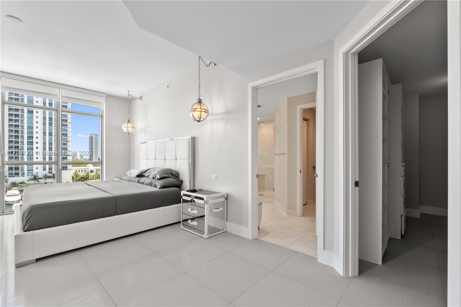 MARINA PALMS RESIDENCES N - Residential