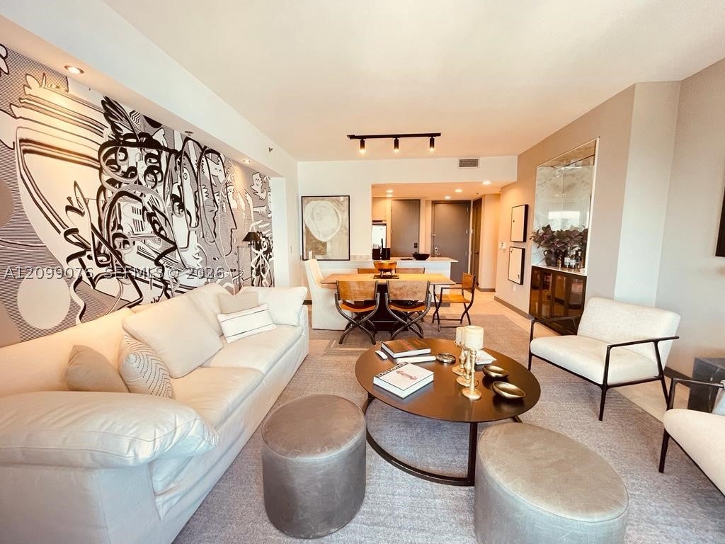 1395 Brickell Ave 3108