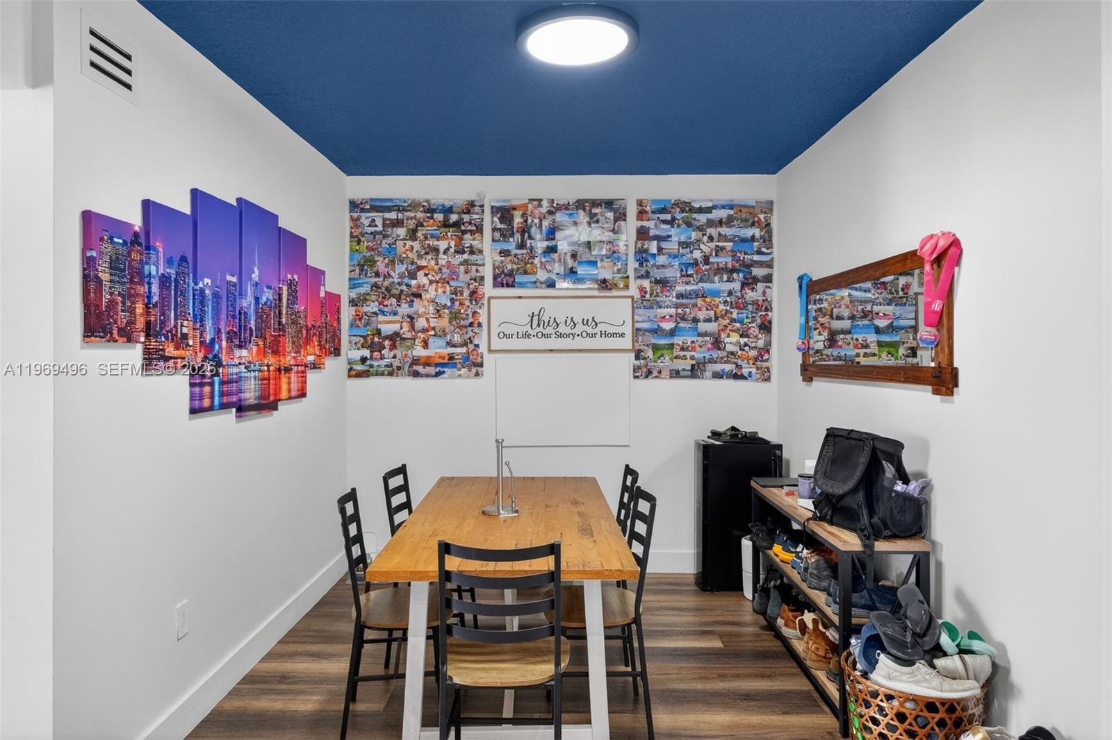 PUERTA DE PALMAS CONDO - Residential