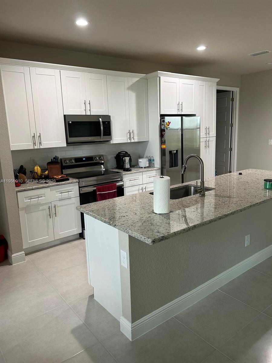 Banyan Village - Residential Lease