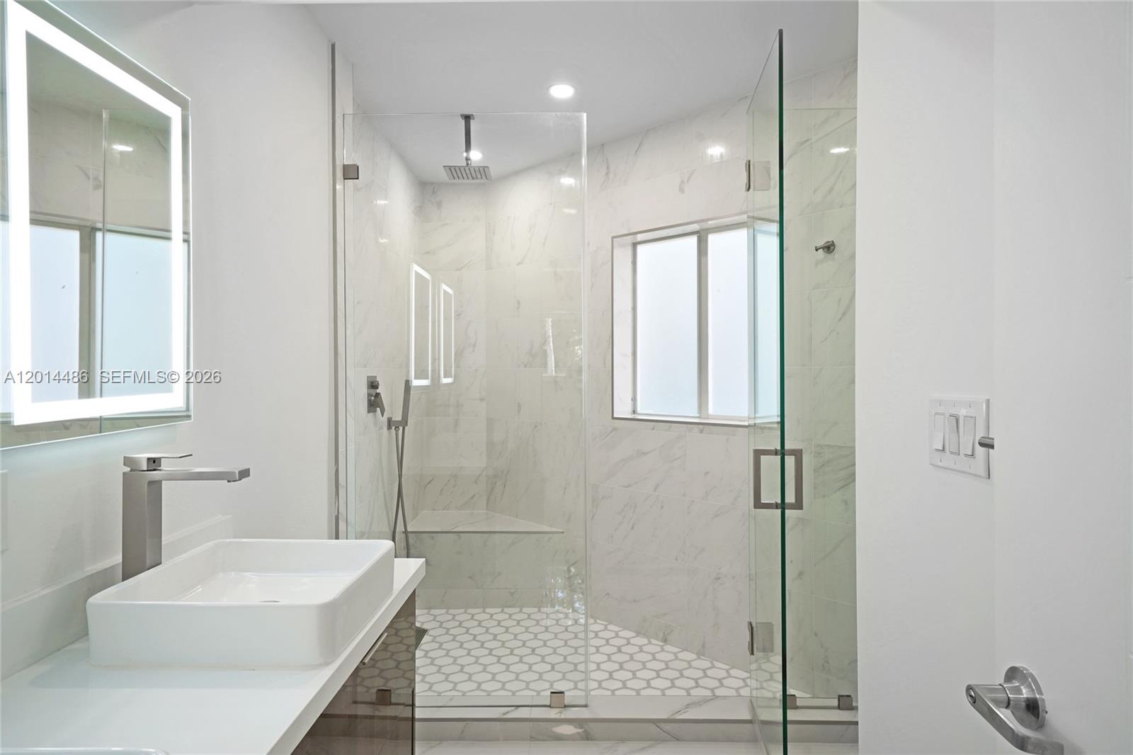 C GABLES RIVIERA SEC 12 - Residential Lease