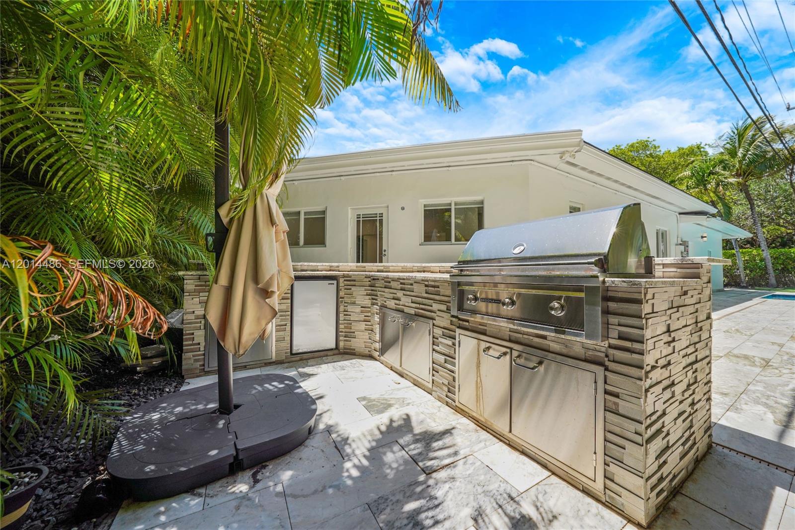 C GABLES RIVIERA SEC 12 - Residential Lease