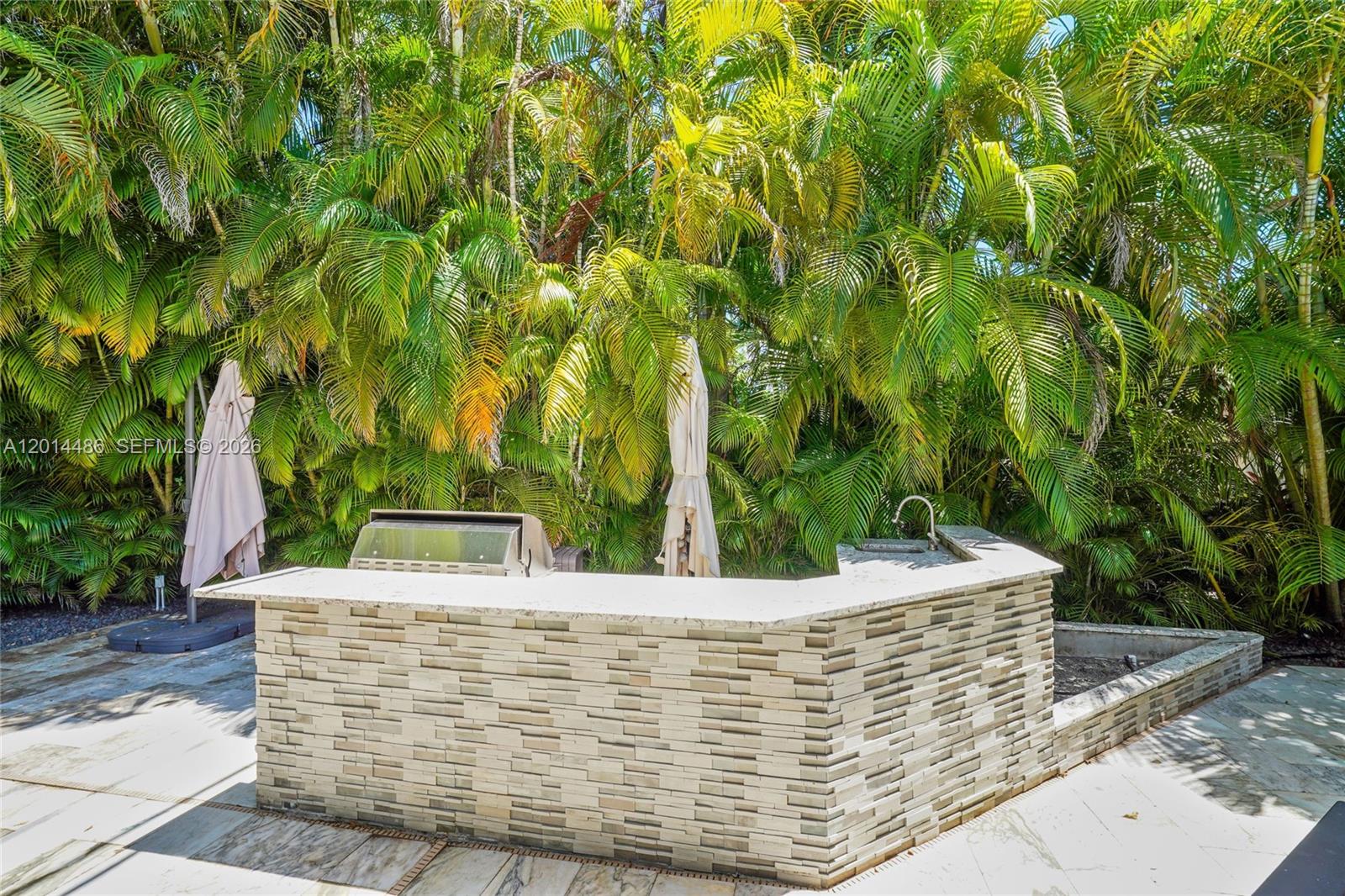 C GABLES RIVIERA SEC 12 - Residential Lease