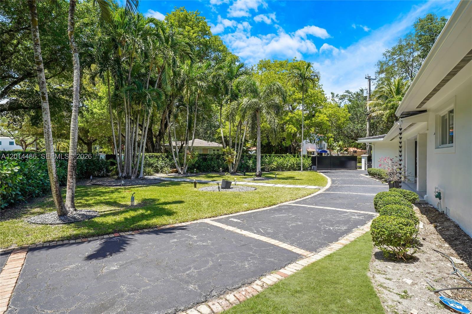 C GABLES RIVIERA SEC 12 - Residential Lease