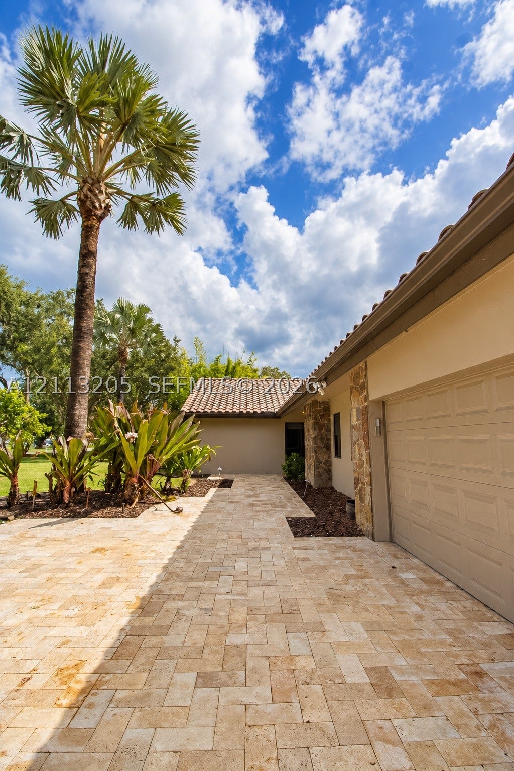 13500 SW 16th Ct