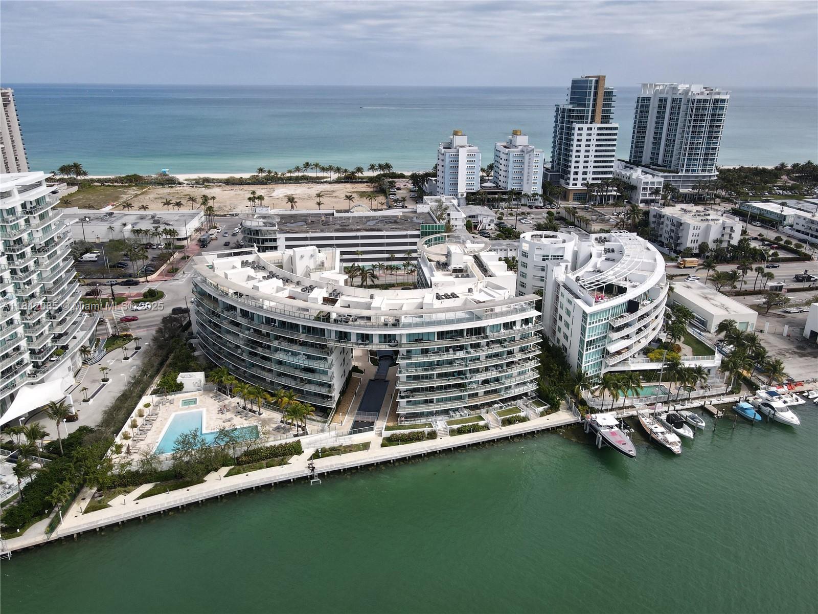 Beautiful penthouse located steps away from the beach .This unit has 3Bedrooms and 3.5 Baths with a nice Intracoastal view. The unit offers high end appliances , featuring a aprox. 920 SF rooftop terrace with a bathtub . Multiple amenities like rooftop terraces , fitness center, business center, sauna, & 24/7 concierge.
