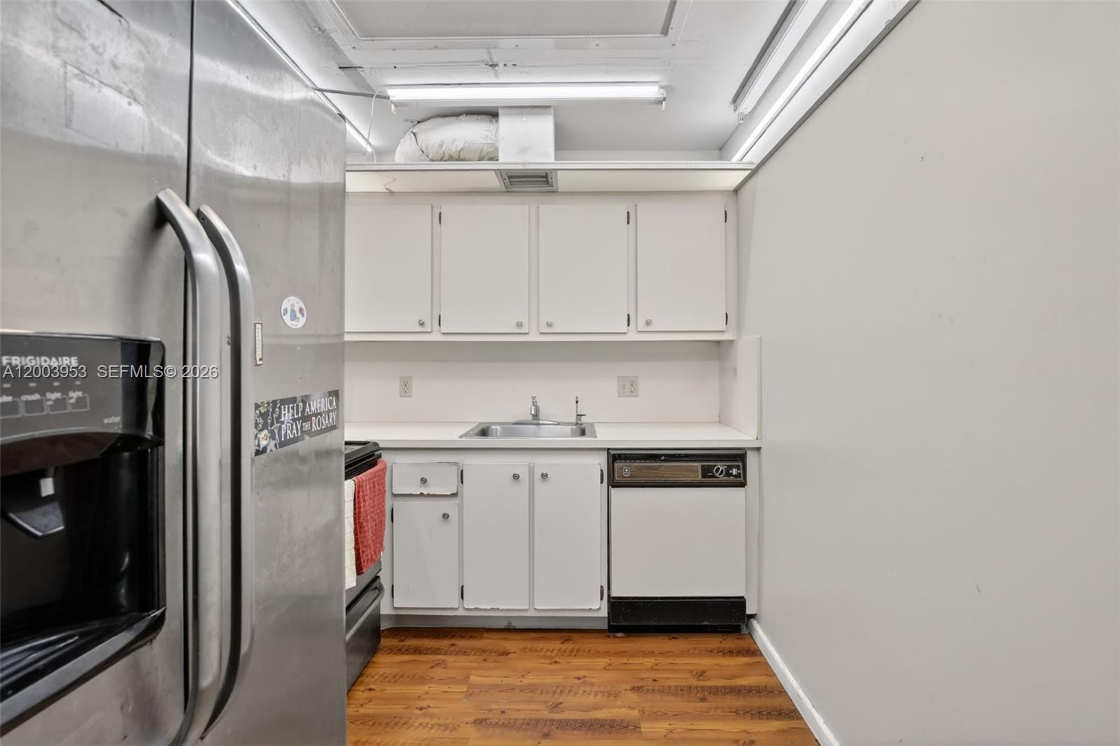 NEW HAMPTON AT CENTURY VI - Residential