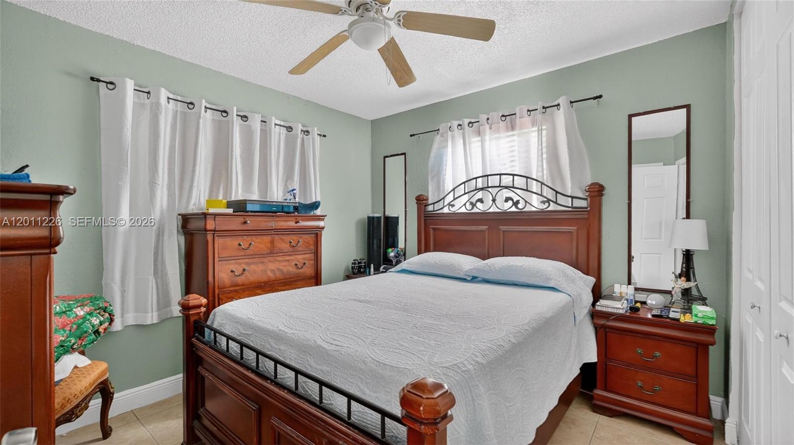 CAROL CITY GARDENS - Residential