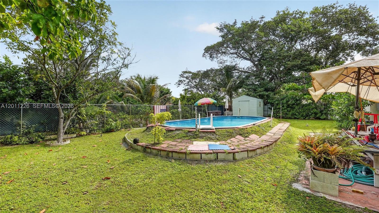 CAROL CITY GARDENS - Residential
