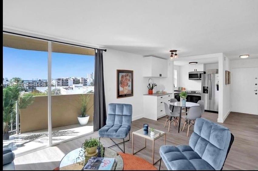 LISETTE CONDO - Residential
