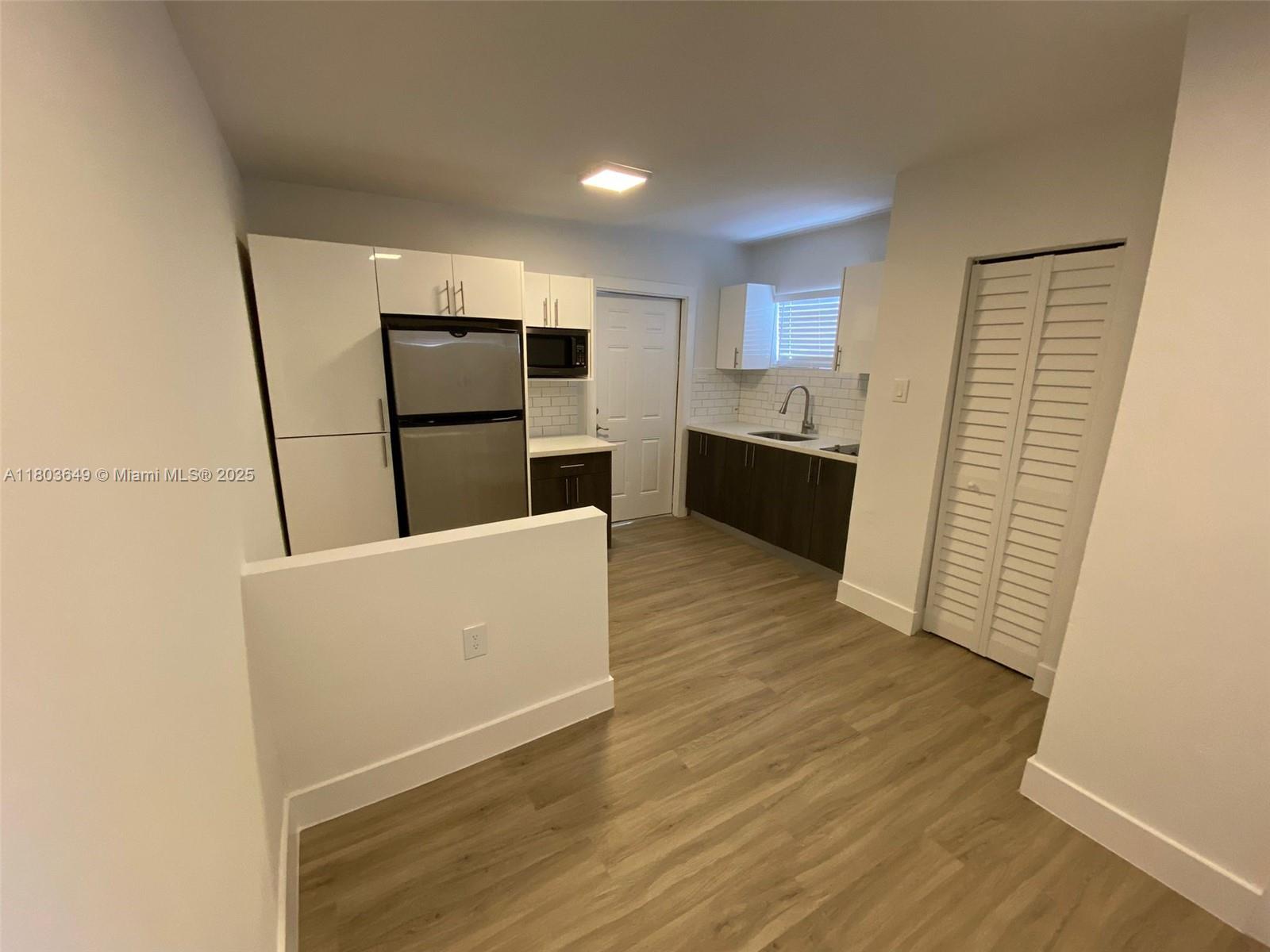 Rental Property at 11310 Peachtree Dr Studio, Miami, Broward County, Florida - Bathrooms: 1  - $1,300 MO.