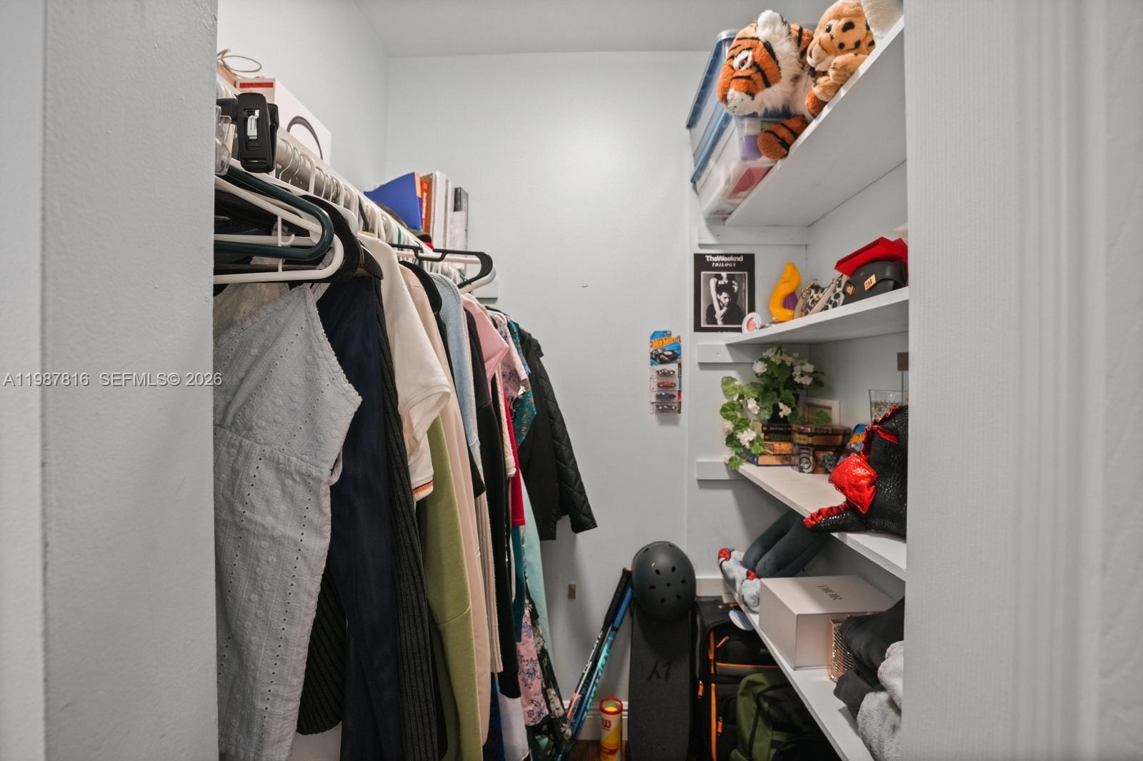 BONAVENTURE LAKES ADD 2 - Residential