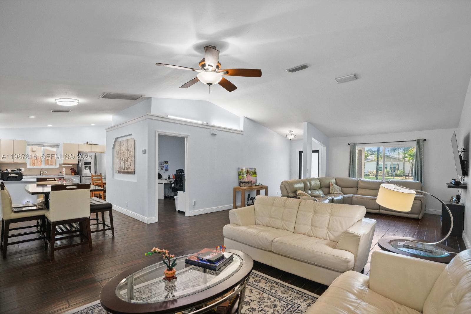 BONAVENTURE LAKES ADD 2 - Residential