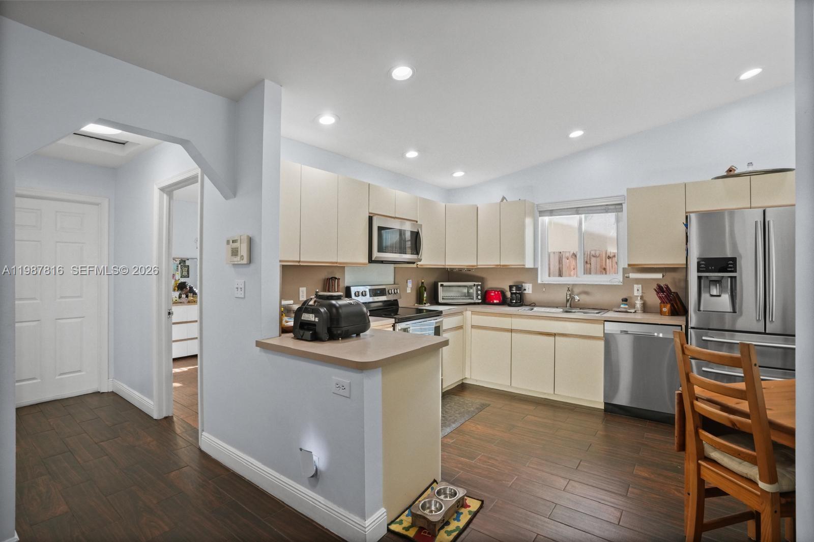 BONAVENTURE LAKES ADD 2 - Residential