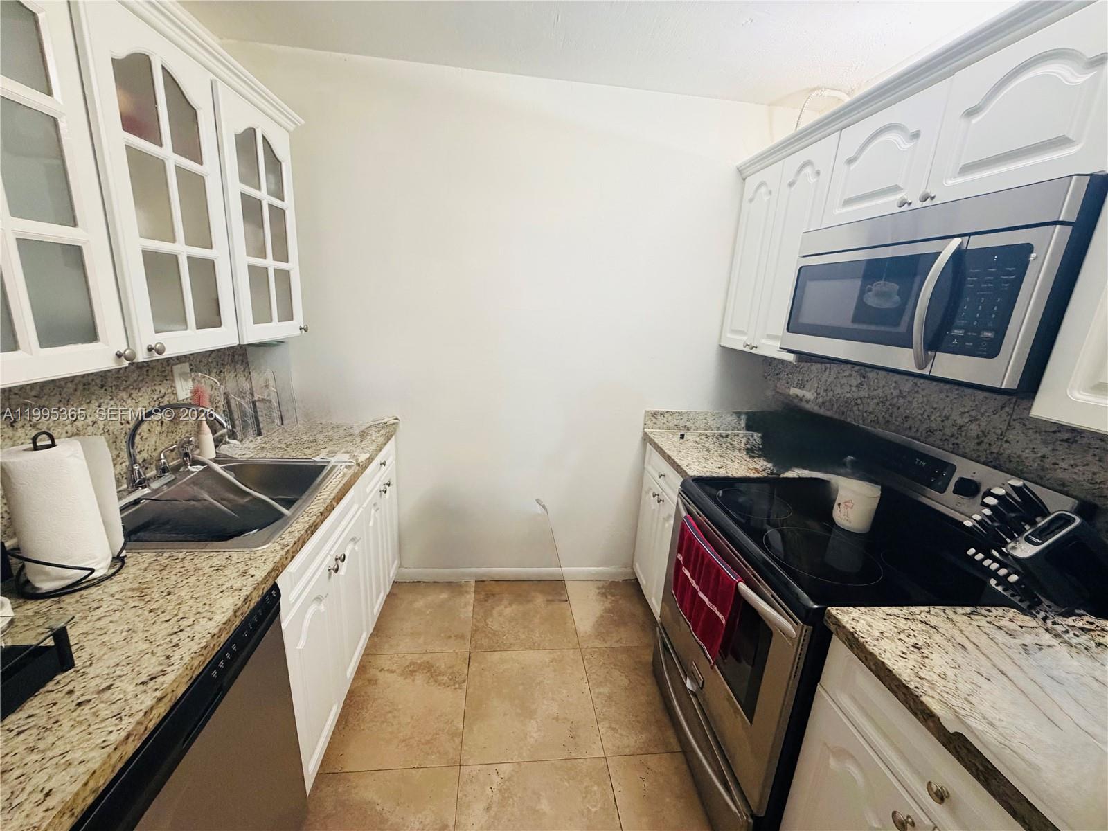 SAGA BAY GARDENS CONDO - Residential Lease